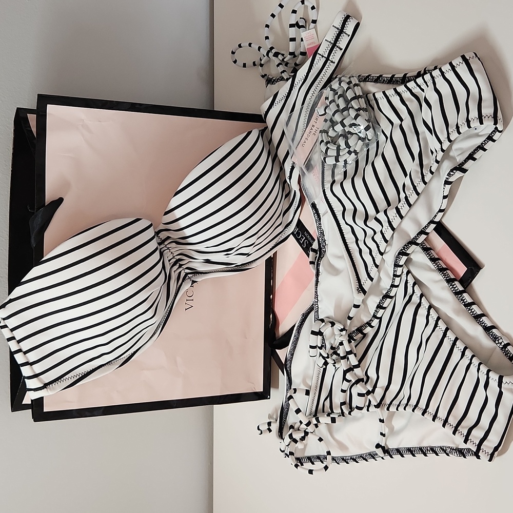 Victoria's Secret Bandeau Bikini - Top size 34C + 2 size small bottoms NWT